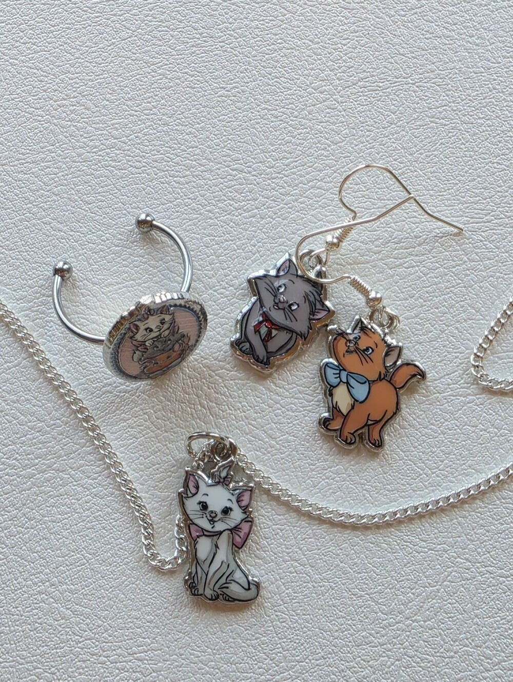 Disney Aristocats Handmade Jewelery Set